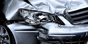33131347-car-crash